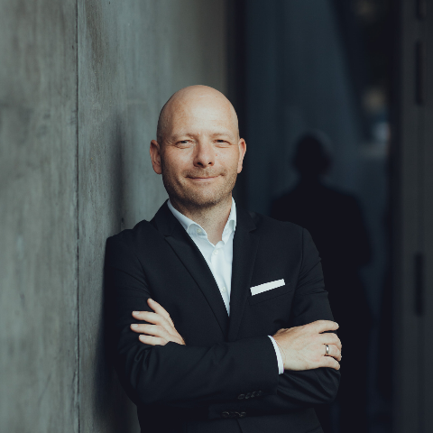 Führung in der Krise: Was Jens Kramny über Haltung, Selbstführung und wirksame Leadership-Stärke lehrt