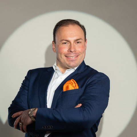 Vom Quereinsteiger zum Krypto-Experten: Wie Rainer Gellrich finanzielle Selbstbestimmung durch Kryptowährungen erklärt