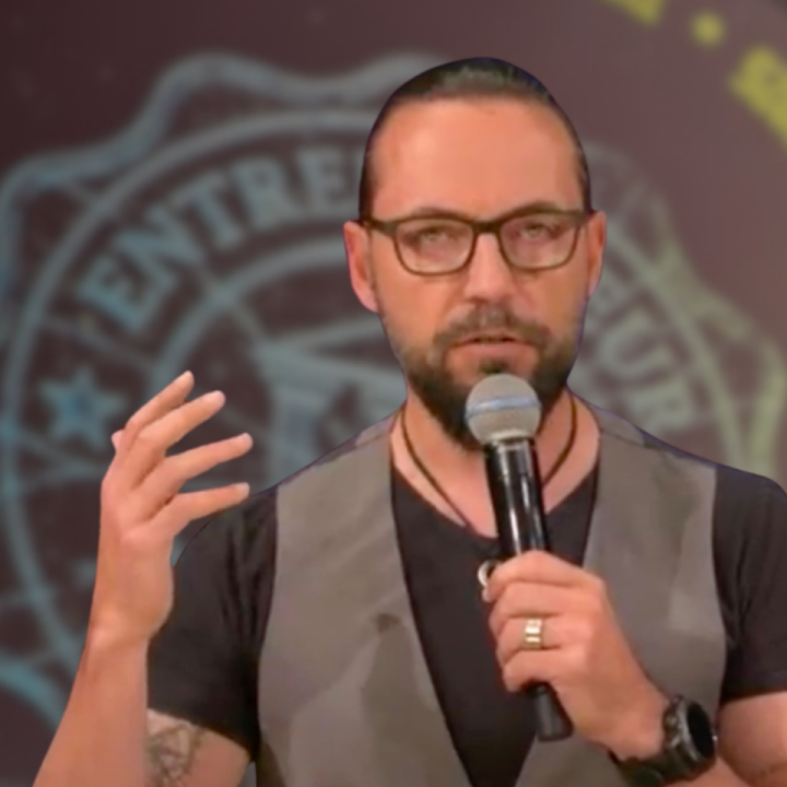 Experte:in Oliver M. Jacob