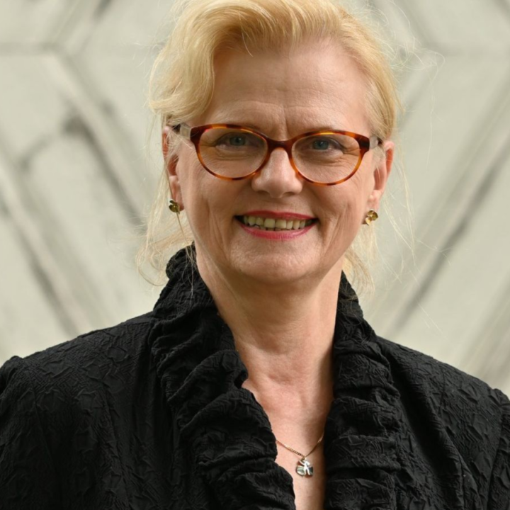 Experte:in Irena Wilhelm