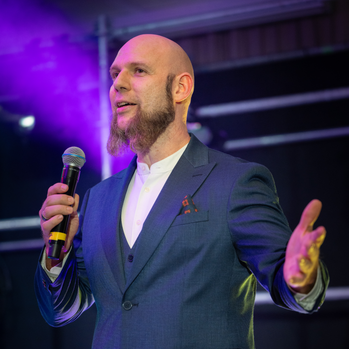 Experte:in Roland Nolte