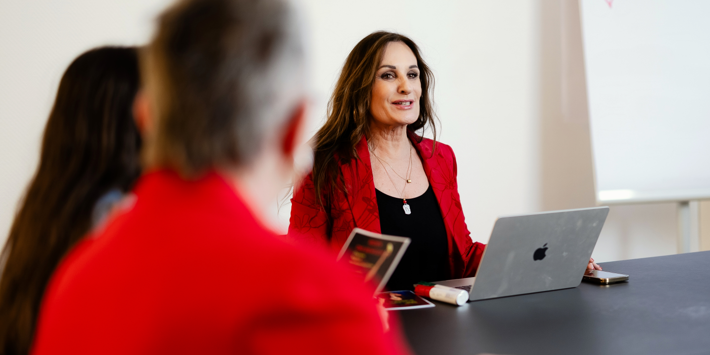 Experte:in Claudja Porpaczy