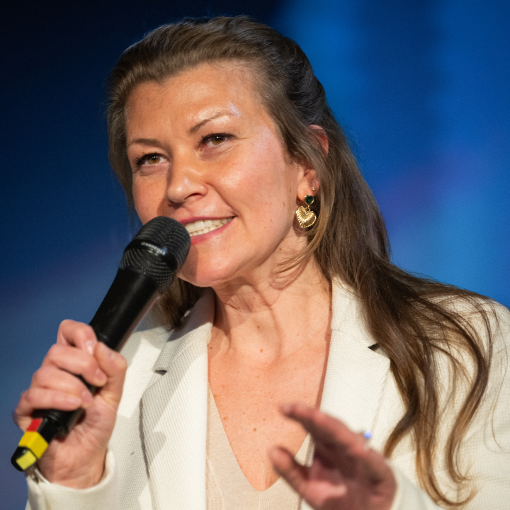 Experte:in Julia Rosenwert