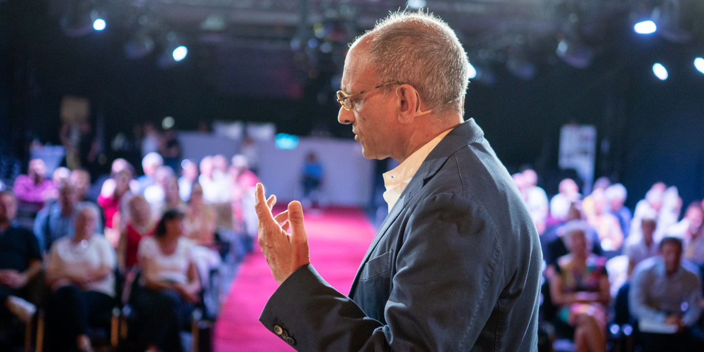 Charles Fernando - Bild 3